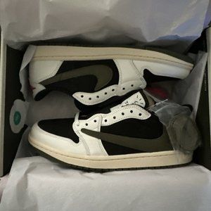 Jordan 1 Retro OG x Travis Scott Low Olive W